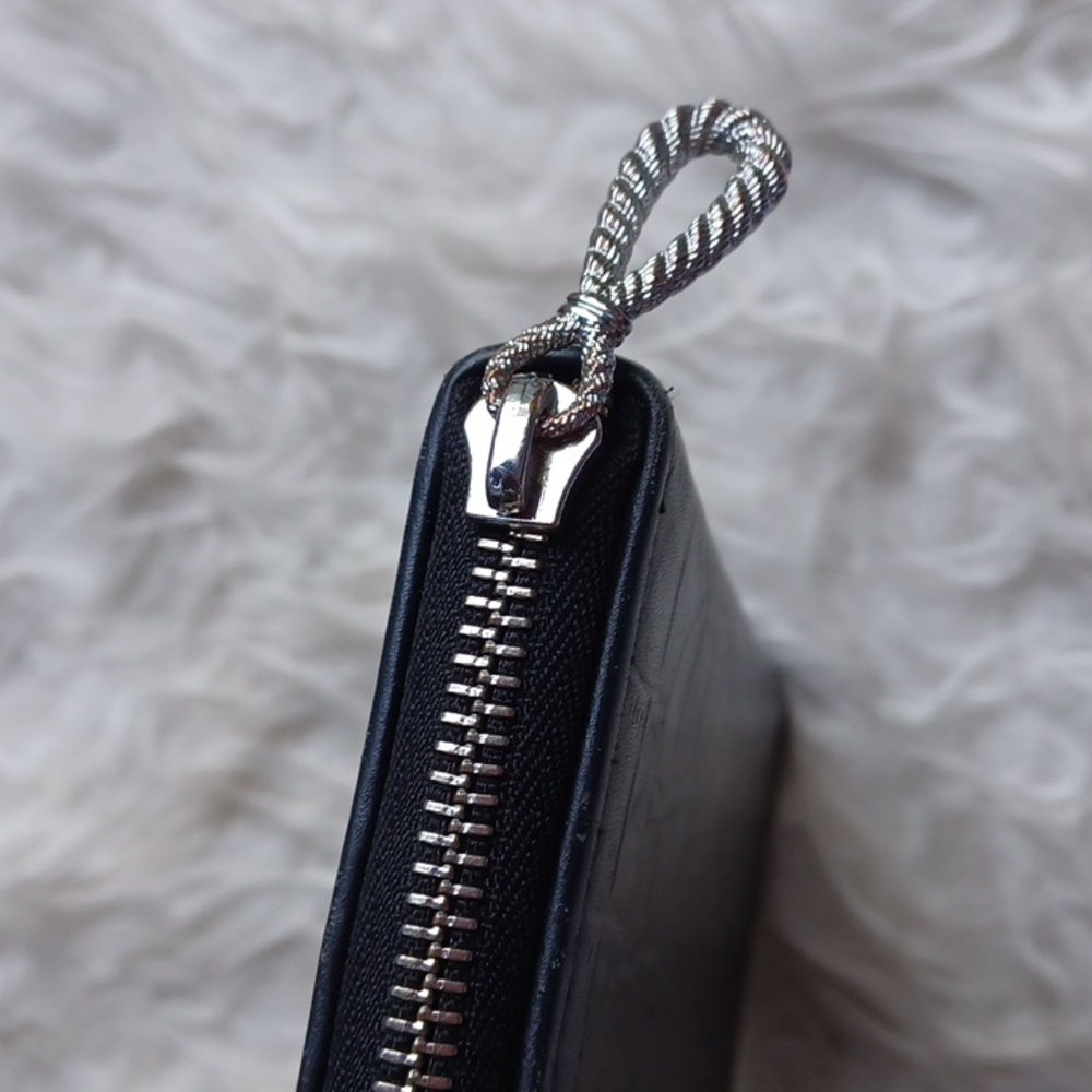 Judith Ripka wallet - Picture 3 of 13